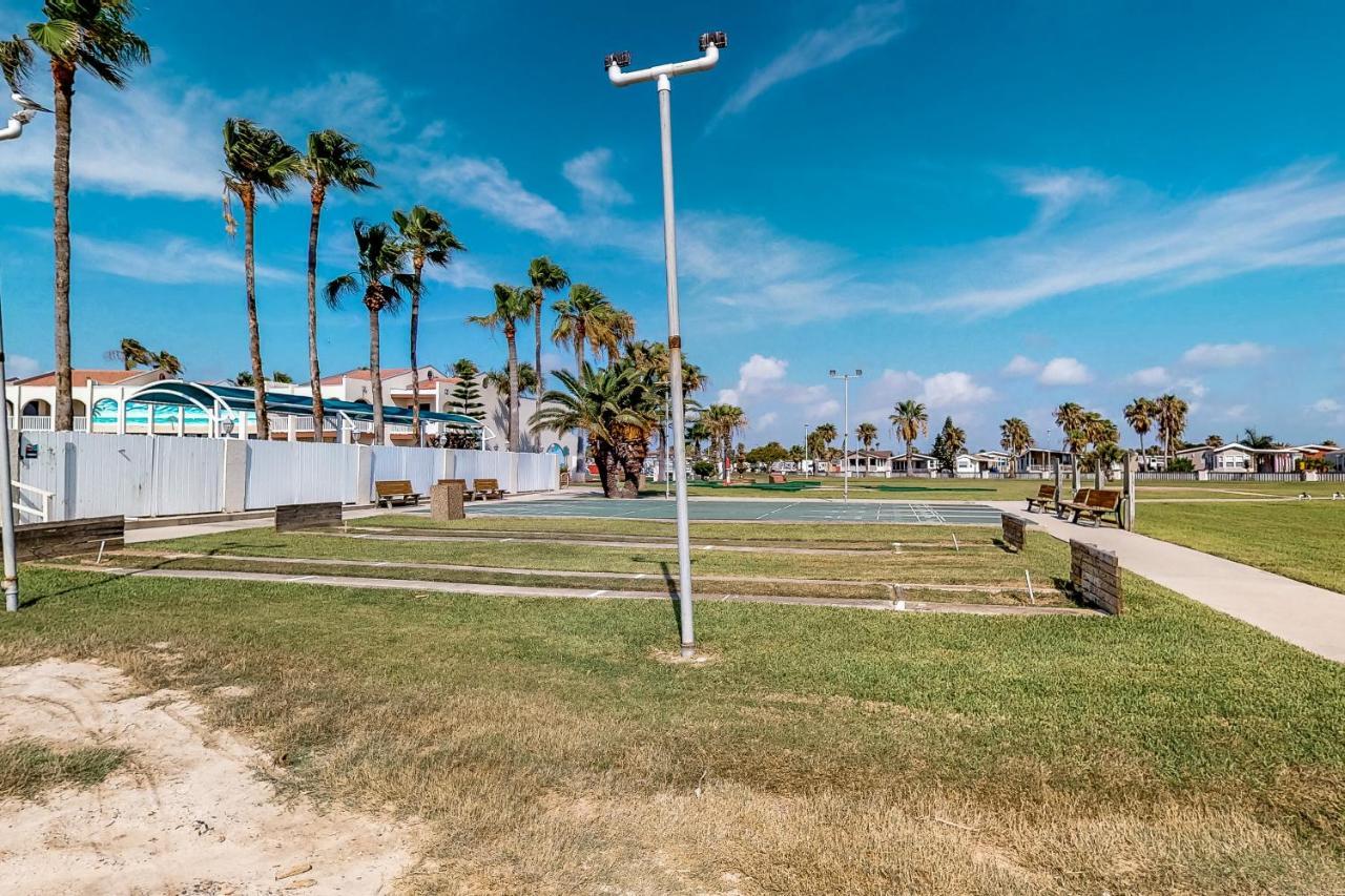 Long Island Village Unit 638 Sand Dollar Drive ポートイザベル エクステリア 写真